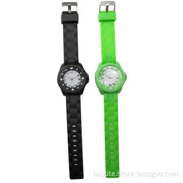 Popular Round Gift Unisex Sports Plastic Watches with CE and RoHS Marks, 20mm Bandwidth